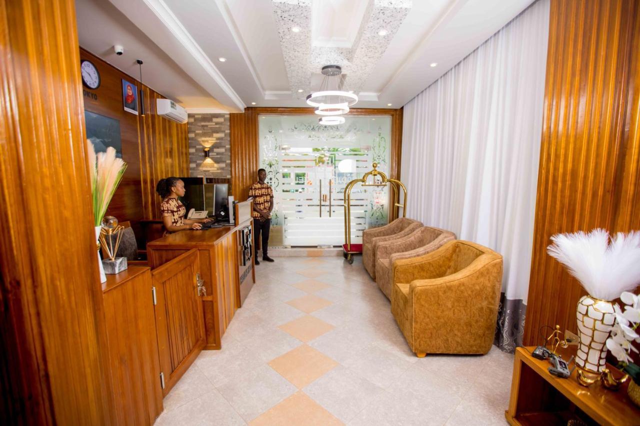 Hadjens Hotel Mwanza Exterior photo